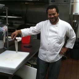 lovefood233's profile picture. if you knew it would you share it?