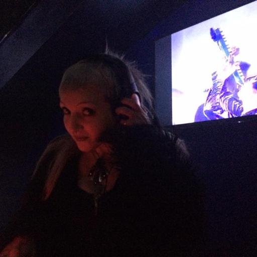 frankifiend's profile picture. Fashion & Music Fiend https://t.co/GhVkXHEAVI

https://t.co/MA6jfsuaZs…

https://t.co/XUcCEWvJ60

https://t.co/OVKy8n8pw0 Mondays 6-8pm *on hiatus