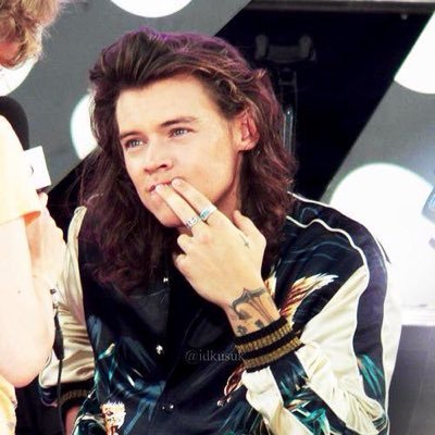 unicornhazzax's profile picture. ~nobody can drag me down~