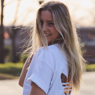 celinahagen's profile picture. Halvt sombrero, halvt trøndersk. Simba er min beste venn.