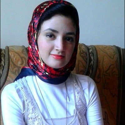 دام المفاخـر كلهـا سعودية .. لي الفخر لاقلت أنا بنت السعودية...