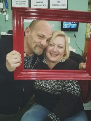 karlajim15's profile picture. 