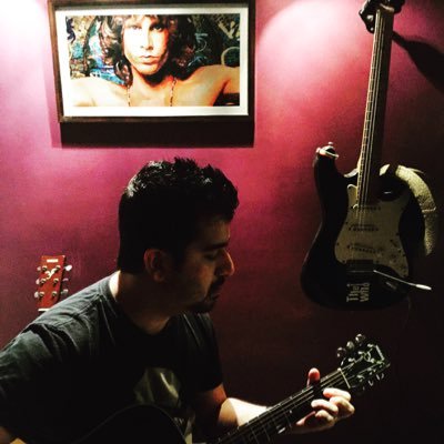 karksons's profile picture. hippie by heart,foodie by passion,guitarist by choice, and a corporate slave by need