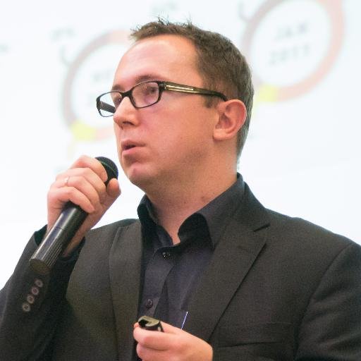 CEO & co-founder of @freshmail_app. Public Speaker, Podcaster and Expert of #EmailMarketing and #MarketingAutomation.