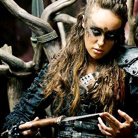 ❤️HEDA ❤️          
-------                                 
Socially awkward and enable. A bit twisted but fine. https://t.co/RSxAWRNTe0