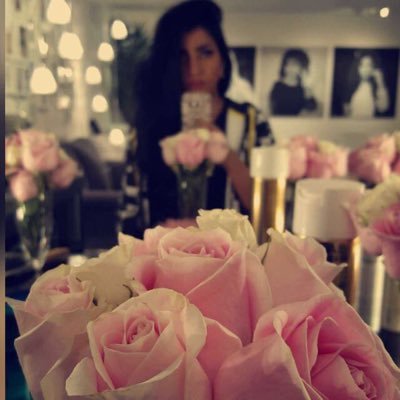 Samar_lb31's profile picture. خريجة تخصص فيزياء #جامعة_طيبة. إلى الله، أودعتٌ حٌلماً طَال به التَمنّي🌟.