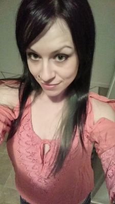 RebechahH's profile picture. 