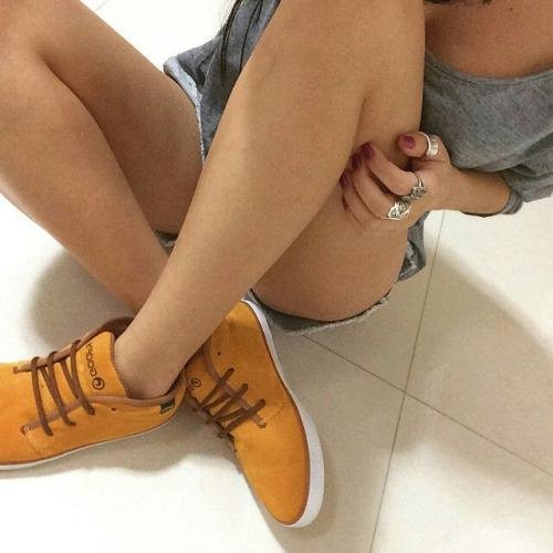 aguacatenena's profile picture. Oruga Fumadora de Hachis.