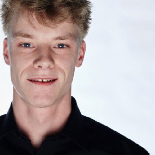 Just a randon guy that loves technology and wants to inspire people to harness its capabilities.
Currently engaged @itnetX_CH as a jack of all trades.