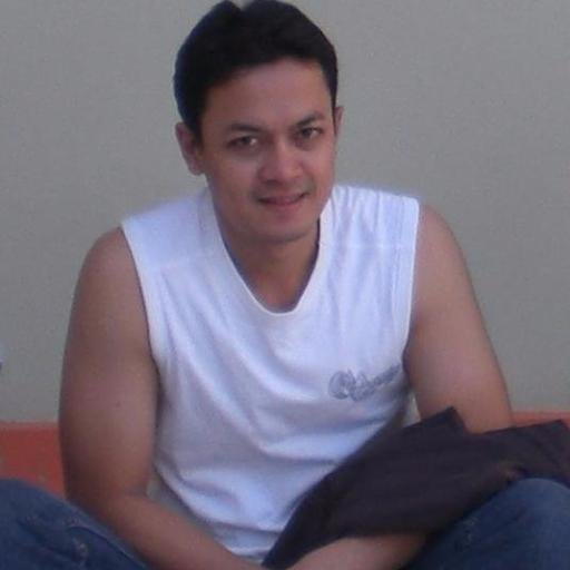 sadadua8's profile picture. 