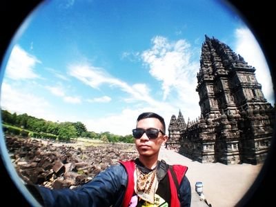 aguzzterate's profile picture. Sisi Lain Bercerita