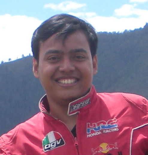 simonpakpahan's profile picture. http://t.co/o7o9SbHRzw