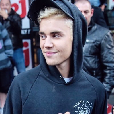 |Hooga| - just another teen that's obsessed with jb !- (16 years young)