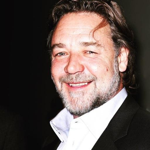 This is a Russell Crowe´s Fan Page, for all the world. Here, we can share all about this extraordinary man, actor and director too