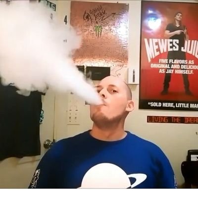 Mikey Mike from YouTubes THE CLOUD HOUSE Vape REVIEW Channel. Also Music Producer for House Of Solace and Mass Galactic on Sound https://t.co/JI5orYQTEH
