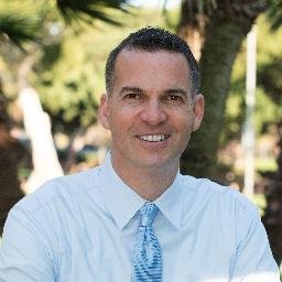 Father. Leader. Evolver. TV executive turned producer (true crime + sports + other) and entrepreneur. Sports fan. True Crime exec. Advisor/mentor. Inspire.