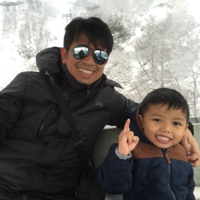 ymeida's profile picture. 