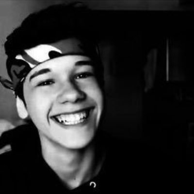 sebastian olzanski and food enthusiast.