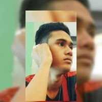 ErniJohnric's profile picture. 