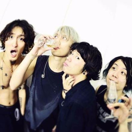 ONE OK ROCK 非公式動画アカウントです！ワンオクの音楽を30秒でご紹介します！お気に入りの音楽があったらRTしてね☆