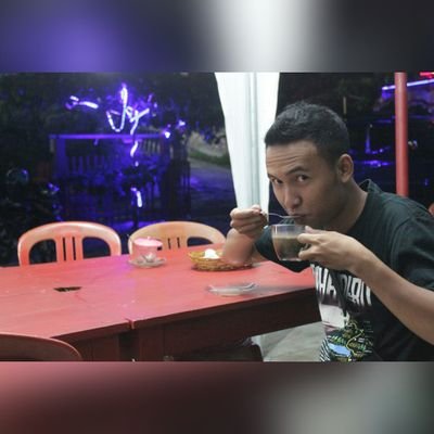 HippyTaufiq's profile picture. 