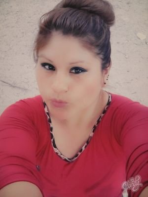 GrJhina's profile picture. 