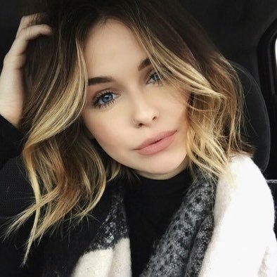 IcnelygirI's profile picture. 