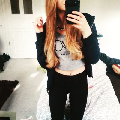 Ellimichelle2's profile picture. 