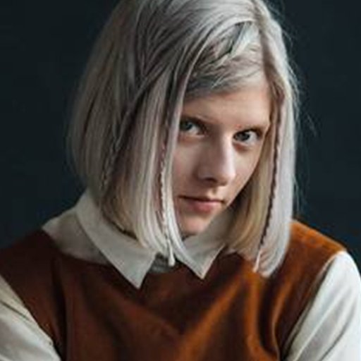 A tua fonte de referência sobre a cantora @AURORAmusic em Portugal! All My Demons Greeting Me As a Friend: https://t.co/bWLiHOr9o8