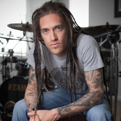 nick_oshiro's profile picture. 