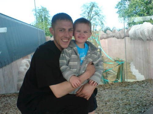 i am a dad of 2boys, and im a big fan of the ufc, and would some day love to join the sport, as mma is the biggest sport in the world today