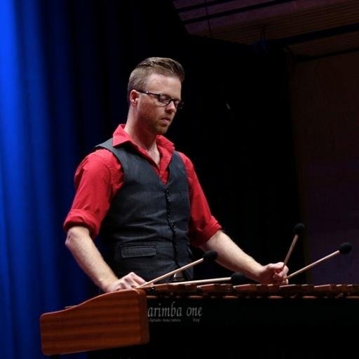 Soloist - marimba|dulcimer|percussion - Collaborator - Composer - Director - https://t.co/QO4Wv5Z7Ec~festival|ensembles|publications|soundWAYS|community