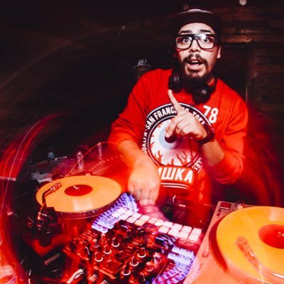 1/3 of The @MoombahMafia, @ShakenBass Co-Founder & Avid chicken wing enthusiast For bookings contact: shakenbassorlando@gmail.com https://t.co/zEHmtUGHeX