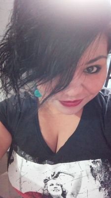 Cyndyx4's profile picture. Loka Divertida Risueña Sobretodo jajajajajajajajajaja