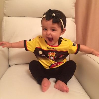 ENAMORADO DE MI HIJA!  AMANTE DE LOS DEPORTES!Y FIEL HINCHA DE BARCELONA SC Y REAL MADRID!
YO HAGO LO QUE ME GUSTA PARA NO TENER QUE TRABAJAR