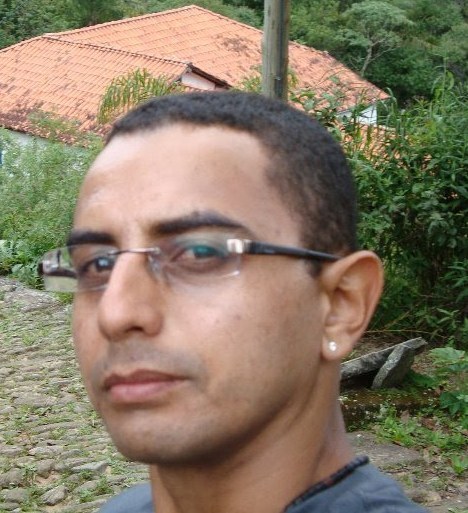 Eterno Aprendiz !
Vivendo o processo de sutilização da essência humana á duras penas impostas pelo mundo material e sua prole sentimentalóide e injusta.