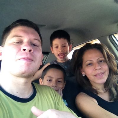 ale_barrios03's profile picture. 