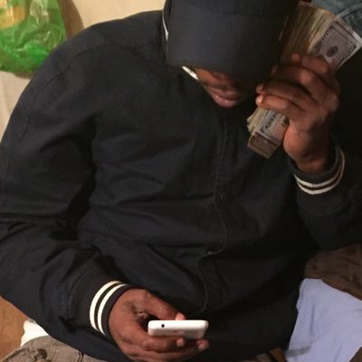 TrapBul's profile picture. Crown Royal Gang