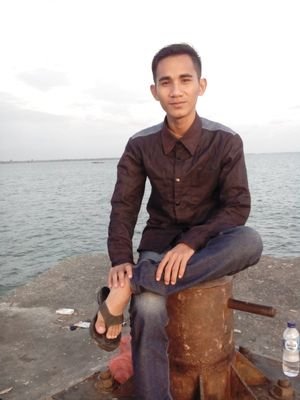 HendraRoly's profile picture. 