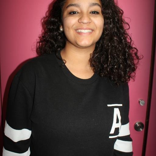 zukaa21's profile picture. Só quero que saibas que o mundo  , não gira a tua volta . Por isso muda a tua ideia ⚘