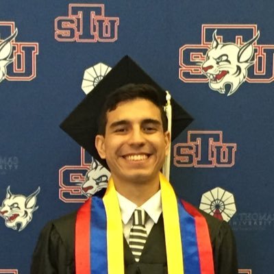 alegrivasz's profile picture. 