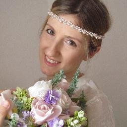 I'm a accessories designer on https://t.co/DSAZofEIqg . You chek my Etsy acount. https://t.co/kVC1FJDJ0C