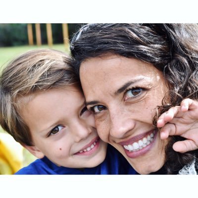 LoriMEnnis's profile picture. 