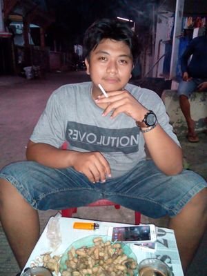 julijulipratam1's profile picture. 