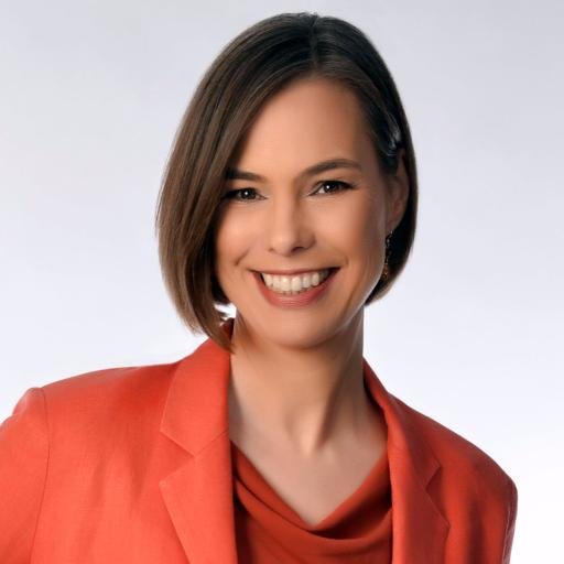 TrueFocusCoach's profile picture. I help smart, creative adults that have a hard time managing their time and their tasks, figure out a way that works for them.