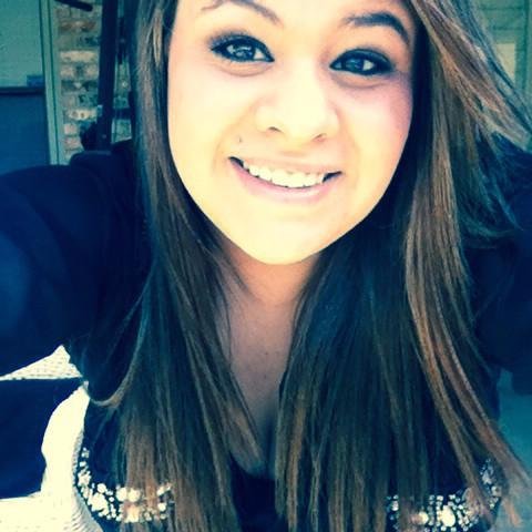 Hi, I'm Alyssa Walker, this is my Twtter account. I love fashion, movies, art, biking, and music. Hope to see you around!