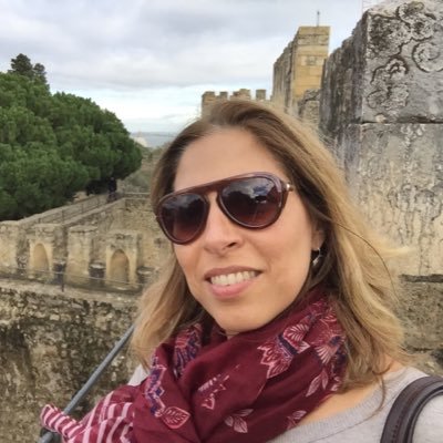 ellenraraujo's profile picture. 