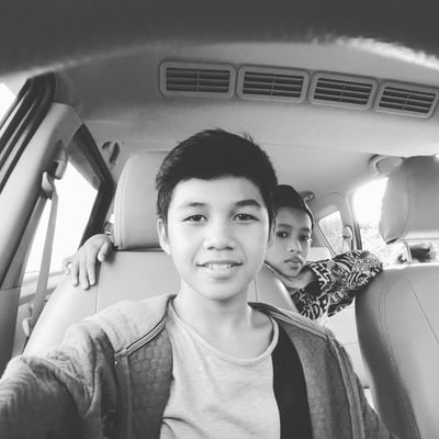 FarisiBodrek's profile picture. Ig: alfarisi51
Line: salmanalfarisye
subcribe: fiftyone - alfihusien