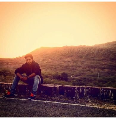 Apurvmathur02's profile picture. 