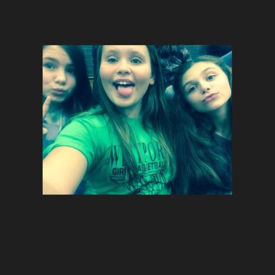 youtubenfleek's profile picture. 